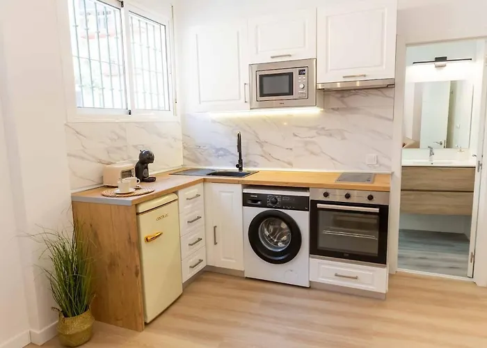 New - Plaza Merced Apartment *