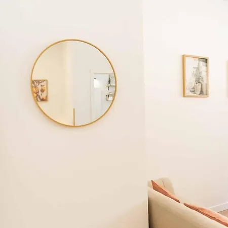 New - Plaza Merced Apartament